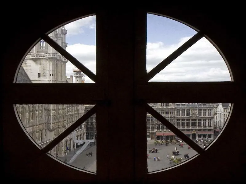 Hotel Le Quinze Grand Place Bruksela Belgia