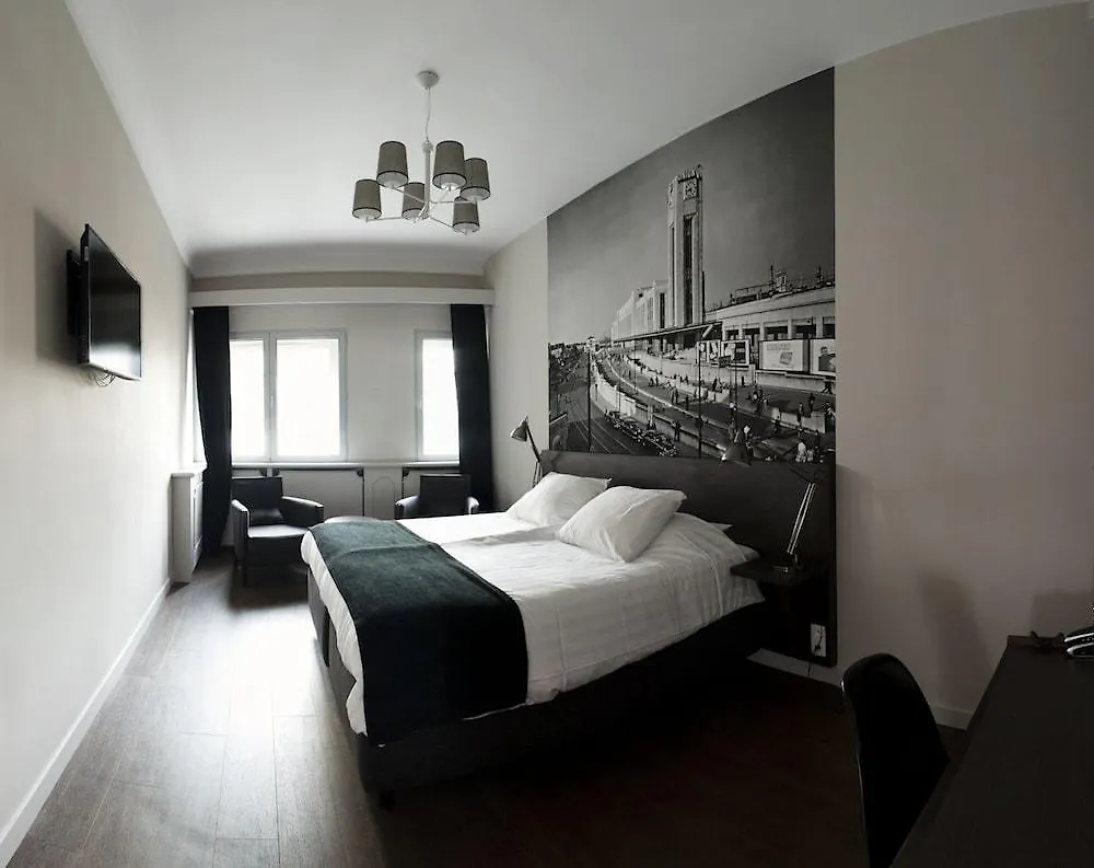 Hotel Le Quinze Grand Place Brussels 3*,