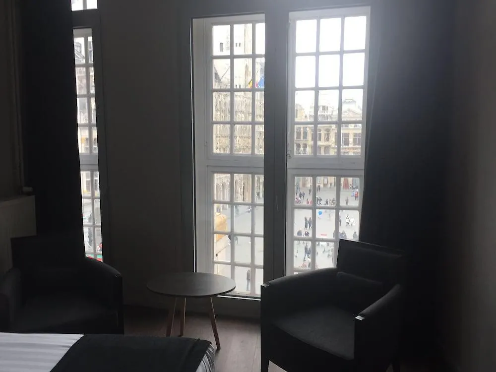 Hotel Le Quinze Grand Place Brussels