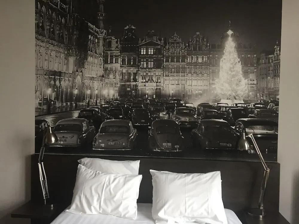 Hotel Le Quinze Grand Place Брюссель 3*,