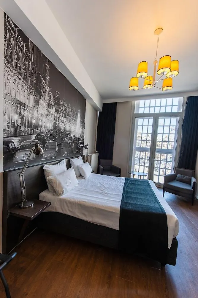 Hotel Le Quinze Grand Place Брюссель Бельгия